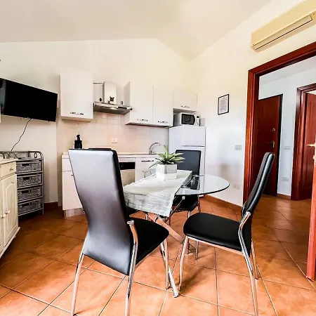 Montale 33 Apartamento *